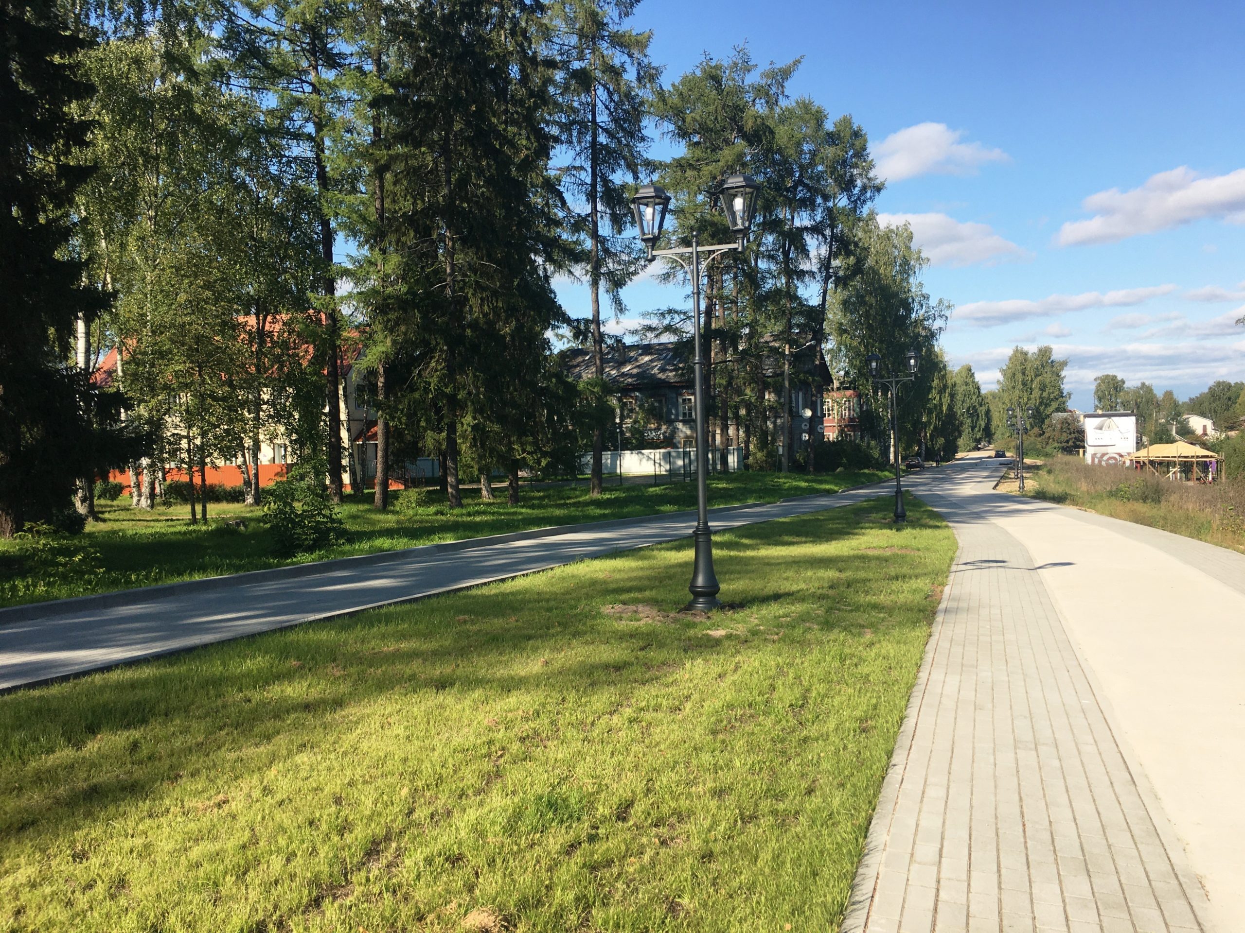 Ломоносовская аллея, ул. Набережная в г. Вельске